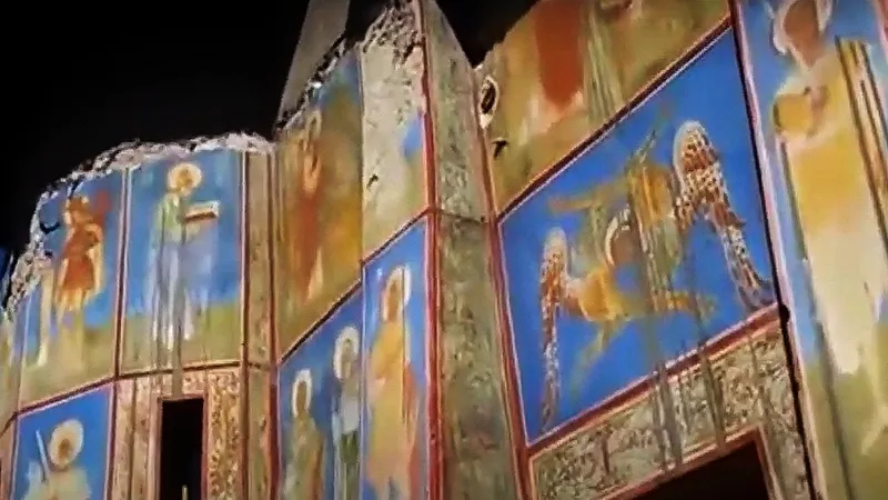 O biserică veche de 270 de ani, supranumită Voroneţul Banatului, a fost restaurată cu bani europeni - Foto: captură YouTube/Banatul Azi