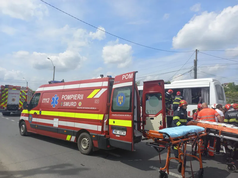 Accident grav la Lețcani, în județul Iași. Mai multe persoane sunt rănite. S-a activat Planul Roșu - Foto: ISU Iași