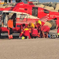 O femeie a fost scoasă inconştientă din mare. Incidentul s-a petrecut în stațiunea Costinești Foto: ISU Constanta
