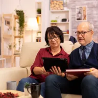 Surse: De ce unii pensionari vor primi adeverințele cu pensia recalculată înaintea altora Foto: Freepik (fotografie cu caracter ilustrativ)