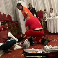 Tragedie la nuntă. Un bărbat a murit chiar la nunta fiicei sale, după ce s-a prăbușit la pământ - Foto: ISU