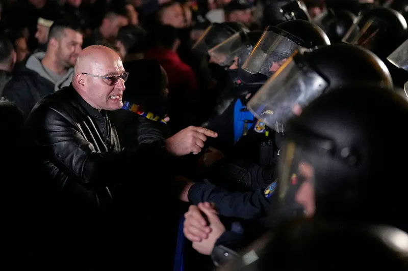 Sustinătorii lui CG