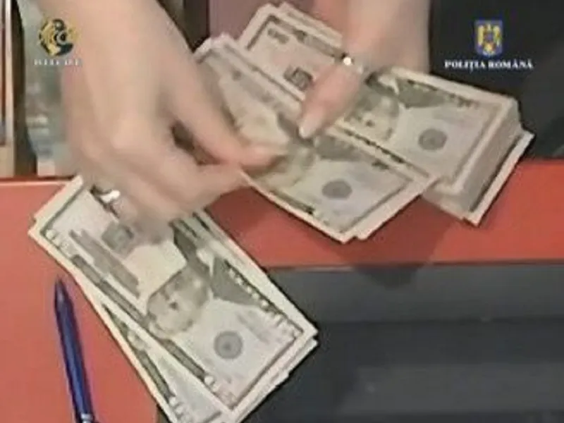 Escrocherie cu bancnote de 50 $. Escrocii le-au plasat în România. DIICOT încearcă să le recupereze - Foto: DIICOT- Poliția Română