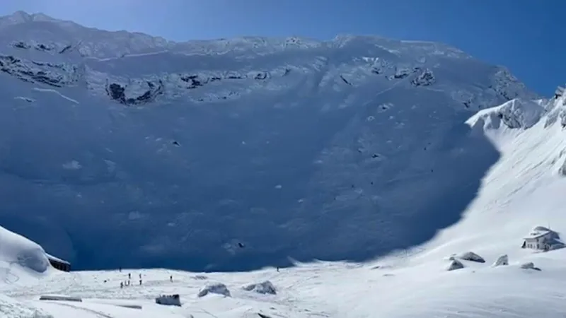Salvamontist mort în avalanșa de la Bâlea Lac. Se afla în timpul liber cu alți trei prieteni - Foto: Salvamont