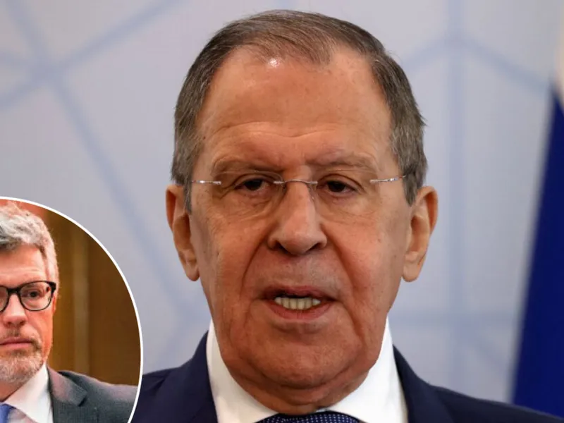 Lavrov, blocat de un jurnalist ucrainean. / Foto: globalhappenings.com