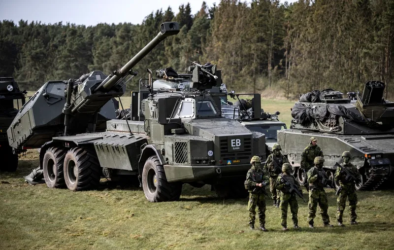 Brigada Suedia, armament greu - Foto: Profimedia Images