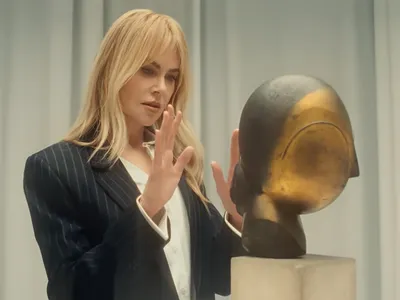 Sculptura lui Brâncuși intitulată „Danaida”, vândută cu 106.700.000 $. A fost promovată de Nicole Kidman - Foto: captură video
