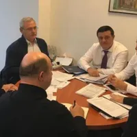Regimul Dragnea a fost atent să nu-i lase săraci pe infractori, dar nici guvernul Orban nu i-a deranjat Foto: Facebook