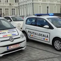 Primăria Râmnicu Vâlcea a cumpărat 4 mașini electrice Volkswagen e-UP! pentru Poliția Locală. / Foto: captură video