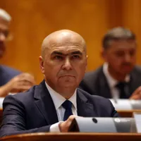 Bolojan vrea să taie sporurile bugetarilor: „Condiții vătămătoare” costă statul 2.600.000.000 de lei - Foto: Profimedia images