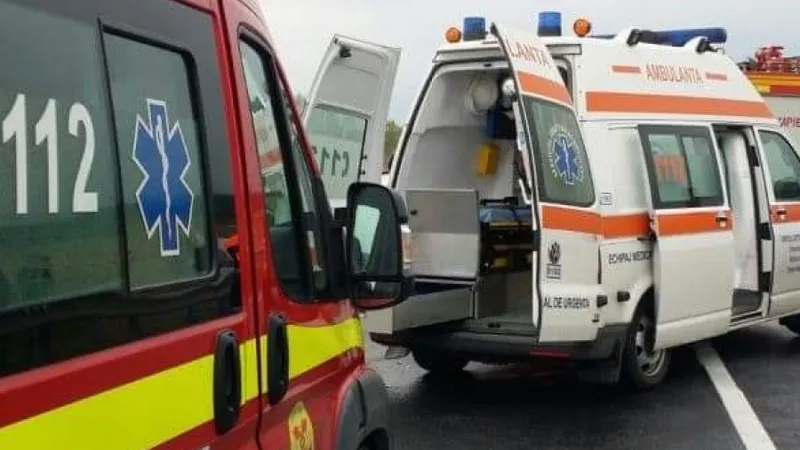 Accident mortal pe Valea Oltului, după ce un TIR și un autoturism s-au ciocnit violent - Foto: Facebook/Ambulanța - Caracter ilustrativ
