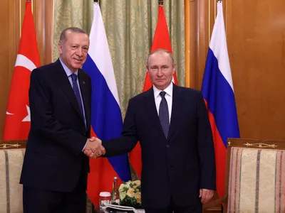 "Cutremur" în NATO. Turcia cere aderarea la BRICS-ul Rusiei. Putin: "Vom sprijini această aspirație" - Foto: Profimedia images