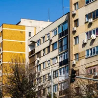 Amenzi usturătoare pentru cei care stau la bloc și fac treburi casnice duminica. Motivul? - Foto: Profimedia ( imagine cu rol ilustrativ )