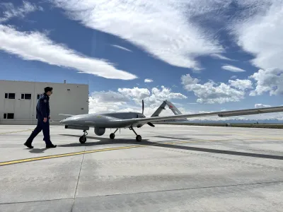 România se adaptează războiului modern și ia drone de 379.000.000$. Expert: Ucraina a schimbat modul de luptă