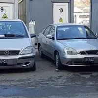 La Buzău, bolnavii de COVID sunt „alimentați” cu oxigen în curtea spitalului, în mașini. / Foto: news.ro
