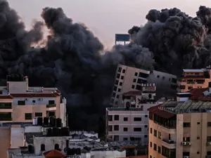 Tel Aviv-ul a fost, marţi seară, ţinta unei ploi de rachete lansate din Fâşia Gaza, după ce armata israeliană a distrus turnul Hanadi. / Foto: digi24.ro