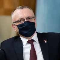 Peste 154.000 de angajaţi din sistemul de învăţământ / Sorin Cîmpeanu / gov.ro