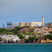 Noul Alcatraz al lui Donald Trump ar putea costa 2.000.000.000 $. Ce opţiuni sunt? - Foto: Profimedia Images