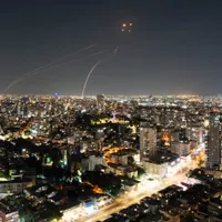 VIDEO Alertă în Israel! „Plouă” cu rachete, Iron Dome a fost activat. SUA mută un portavion - Foto: Profimedia Images/ Imagine cu caracter ilustrativ