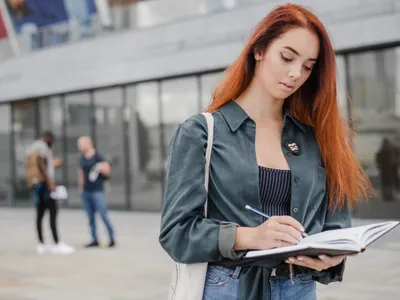 Elevii români ar putea să nu mai fie acceptați la Universitatea Harvard. Amenințarea lui Trump - Foto: Freepik (Imagine cu rol ilustrativ)