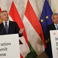Nehammer și Orban - Foto: Profimedia Images