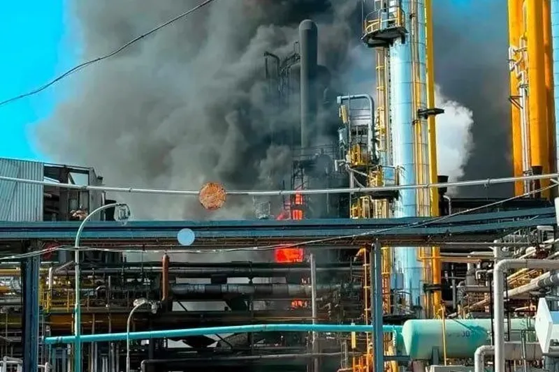 explozie mol