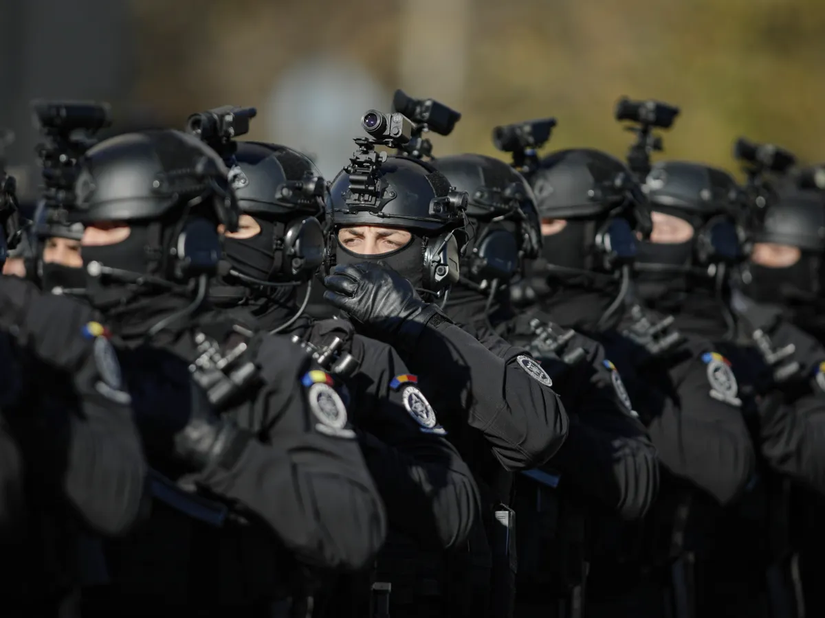 Ce teste dure trebuie să treci ca să ajungi în Brigada Antitero. Probe eliminatorii extreme