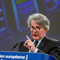 UE vrea să includă gazele naturale şi energia nucleară pe lista investiţiilor verzi/FOTO: Twitter/Thierry Breton