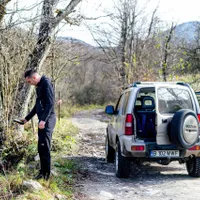 WWF face multe vizite în teren pentru a verifica starea pădurilor/FOTO: wwf.ro