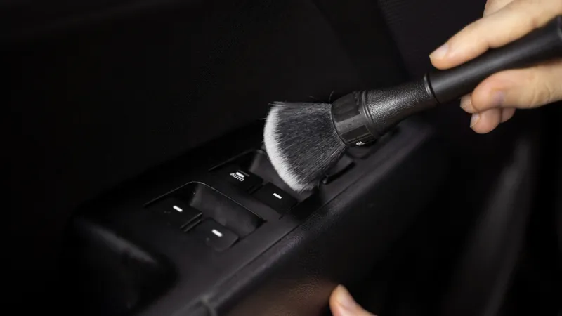 5 semne că ai cumpărat o mașină cu kilometrajul dat peste cap și „cosmetizată” de samsari - Foto: freepik.com - Imagine cu rol ilustrativ