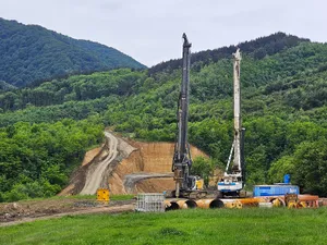 Autostrada A1 Boița – Cornetu, gata în 2028? După 3 ani, turcii încă n-au finalizat proiectul - Foto: Facebook / Asociația Pro Infrastructură