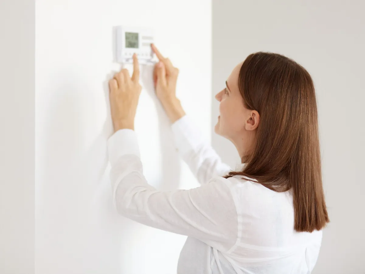 Vrei o factură mult mai mică la căldură ? De ce nu trebuie să închizi centrala când pleci de acasă?