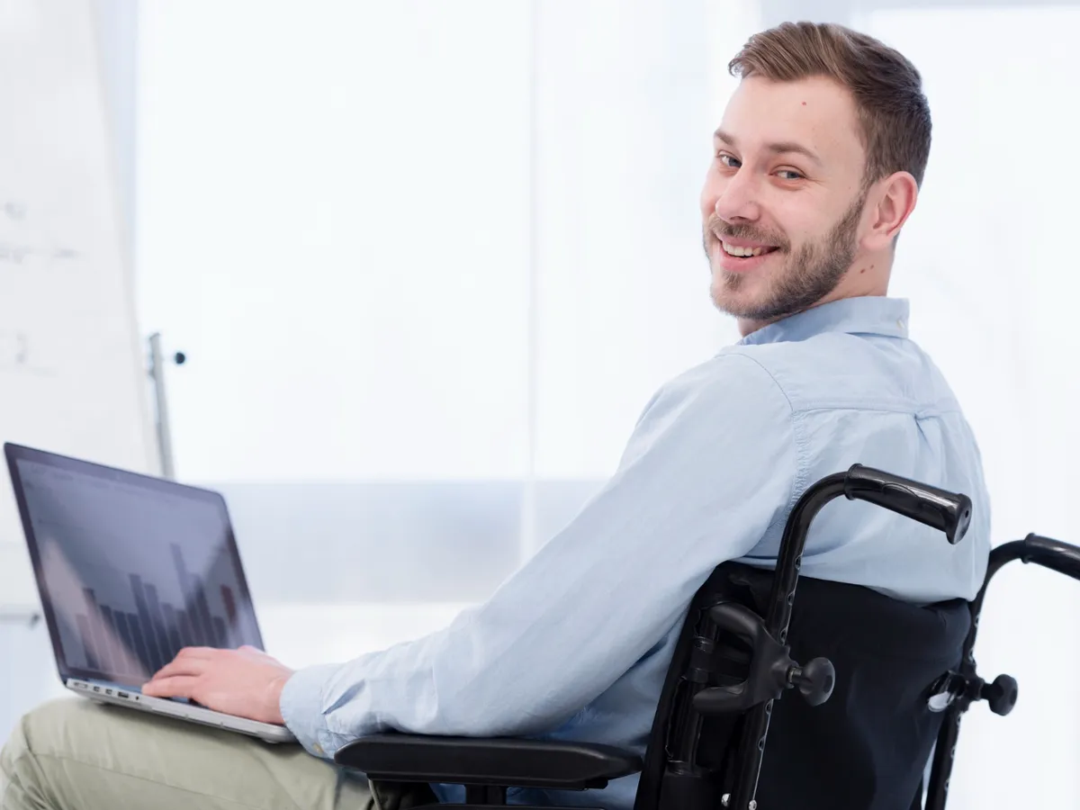 Persoană cu handicap - Foto: Magnific (Imagine cu rol ilustrativ)