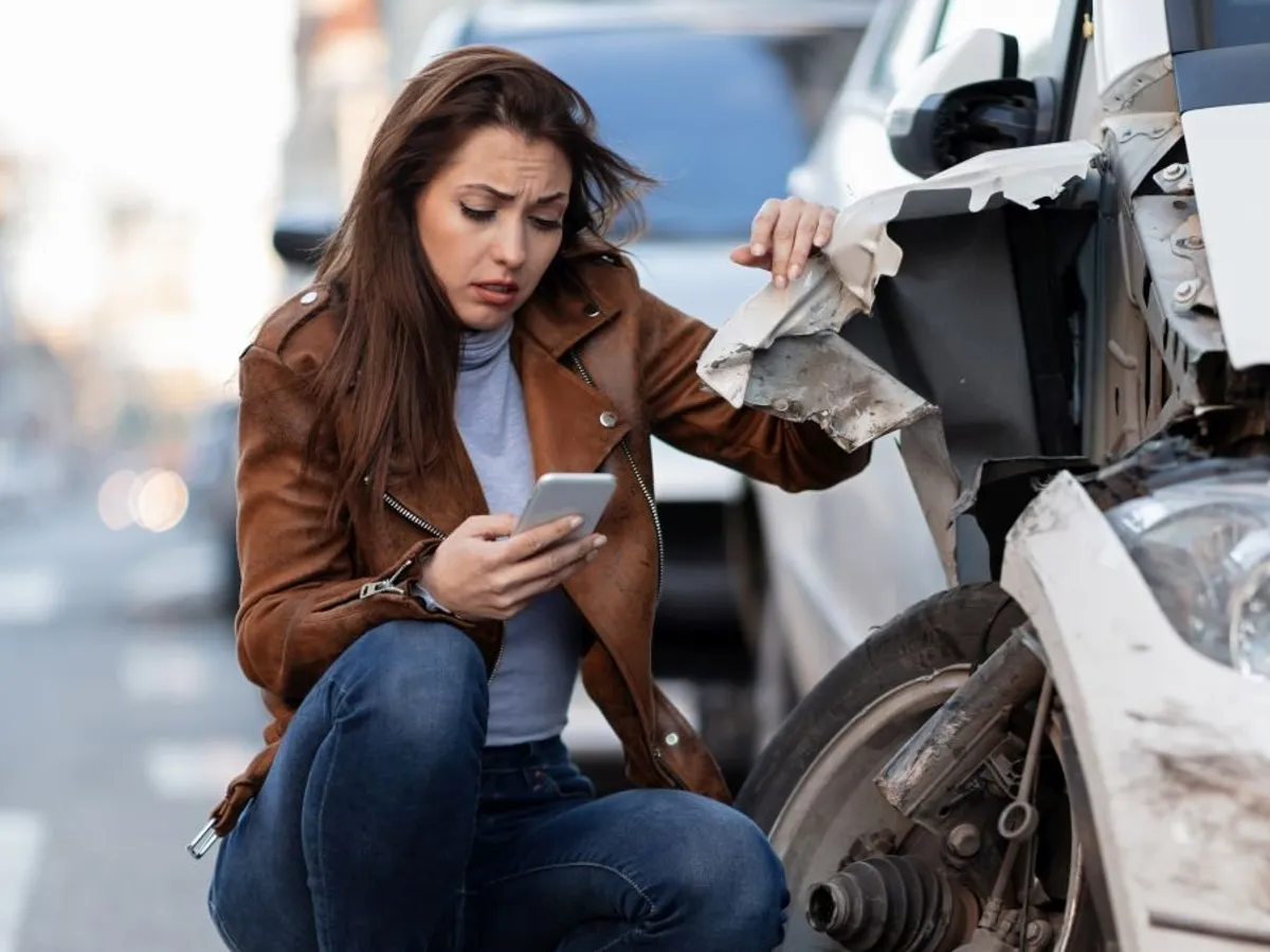 A apărut poliţa RCA sub 1.000 de lei. Cum se explică preţul? Ce trebuie să ştie cei care o cumpără - Foto: Freepik/Drazen Zigic