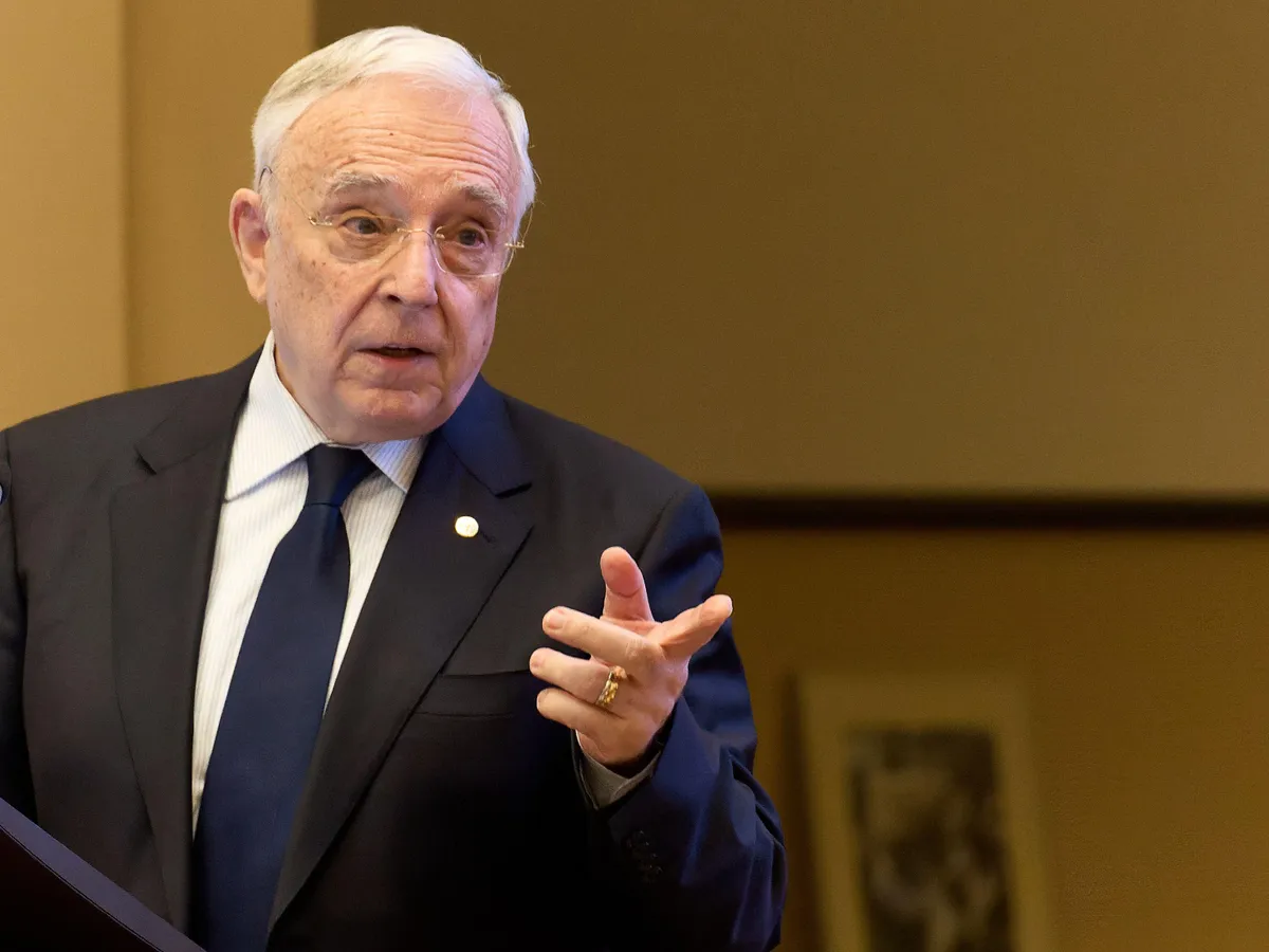 Isărescu - Foto: Profimedia Images