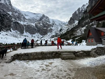 Turiști la munte - Foto: salvamont Brașov (rol ilustrativ)