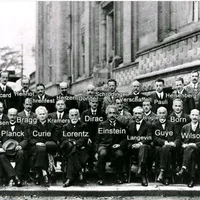 Fotografia de la Conferinţa Solvay din 1927- Foto: Facebook