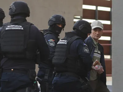 Spionul trădător Alexandru Bălan, în momentul arestării, la 9 septembrie 2025 Foto: INQUAM Photos/George Călin