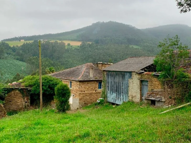 Satul din Spania scos la vânzare și care costă mai puțin decât un apartament în orașele mari - Foto: Idealista