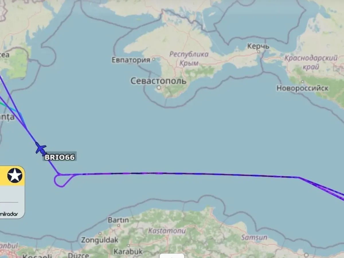 n Bombardier Challenger 650, deasupra Mării Negre  - Foto: ItaMilRadar