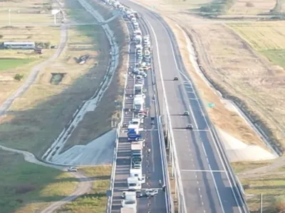 Autostrada A10 Sebeș-Turda o ia „la vale”: S-a surpat din nou la Alba Iulia N. E inaugurată de 2 ani - Foto: Captură Youtube/ Imagine cu caracter ilustrativ