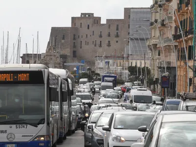 Zeci de mii de italieni își înmatriculează mașinile în Polonia - Foto: Profimedia Images (Imagine cu rol ilustrativ)