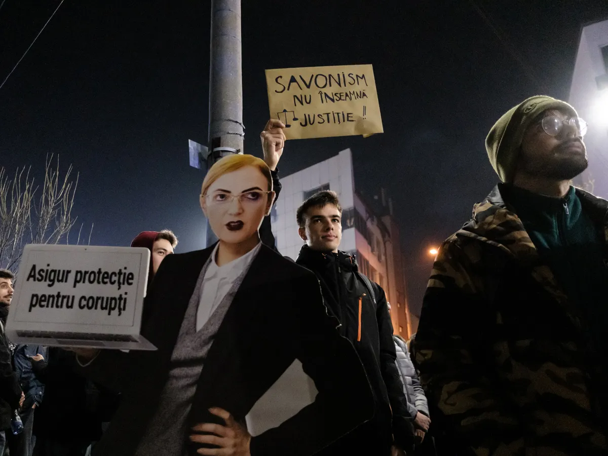 Protest în fața Consiliului Superior al Magistraturii după devăluirile din Justiție: "Cum doriți să achitați?"