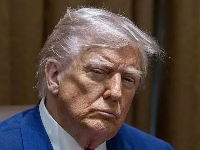 Donald Trump conducându-şi o şedinţă a guvernului său - Foto: Profimedia Images