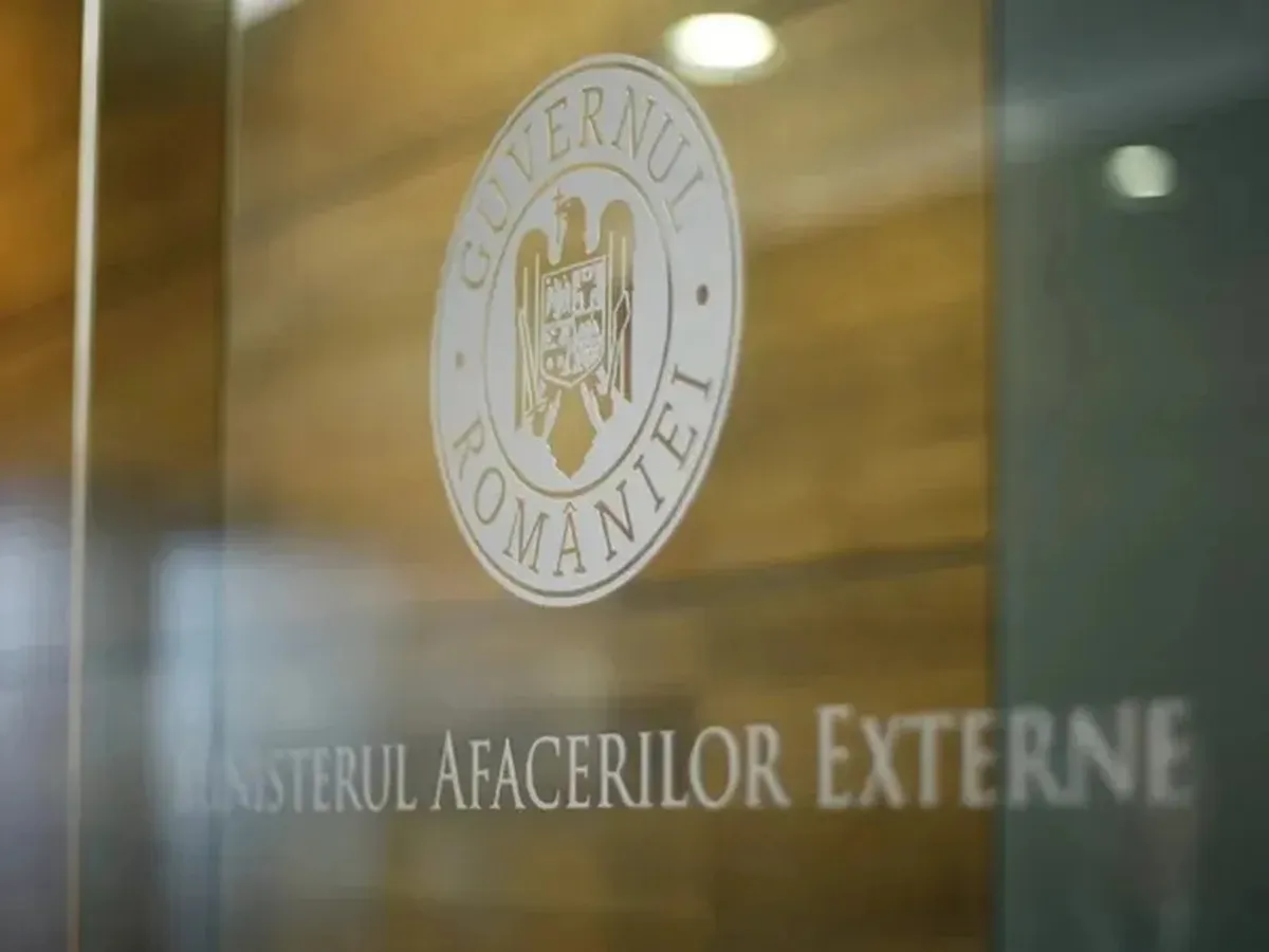 Caz incredibil, la MAE. O angajată a făcut 15 ani plăți ilegale de salarii pentru sine și alte două persoane