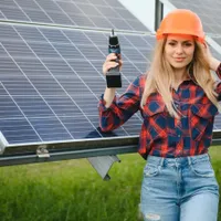 Peste 219.000 de români cu panouri fotovoltaice sunt prosumatori. Produc mai mult decât Cernavodă - Foto: Freepik (Imagine cu rol ilustrativ)