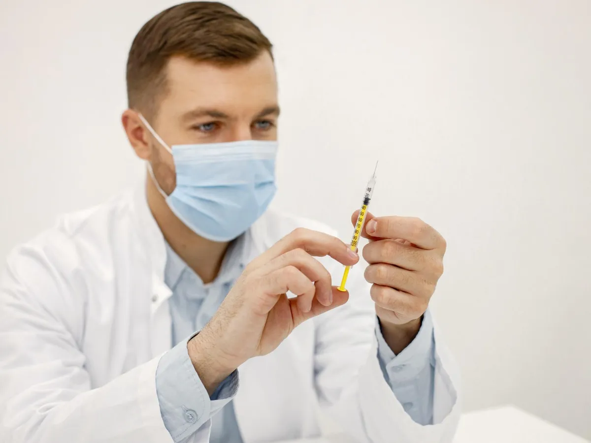 Elevii care vor să intre la Medicină au posibilitatea de a face pregătire gratuit. UMF Iași anunță