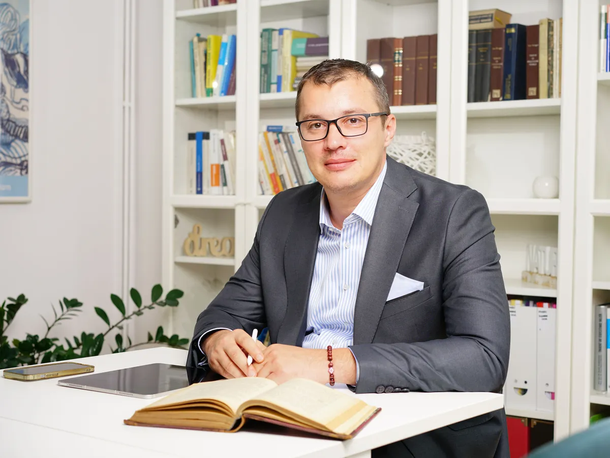 Răzvan Popescu, avocat