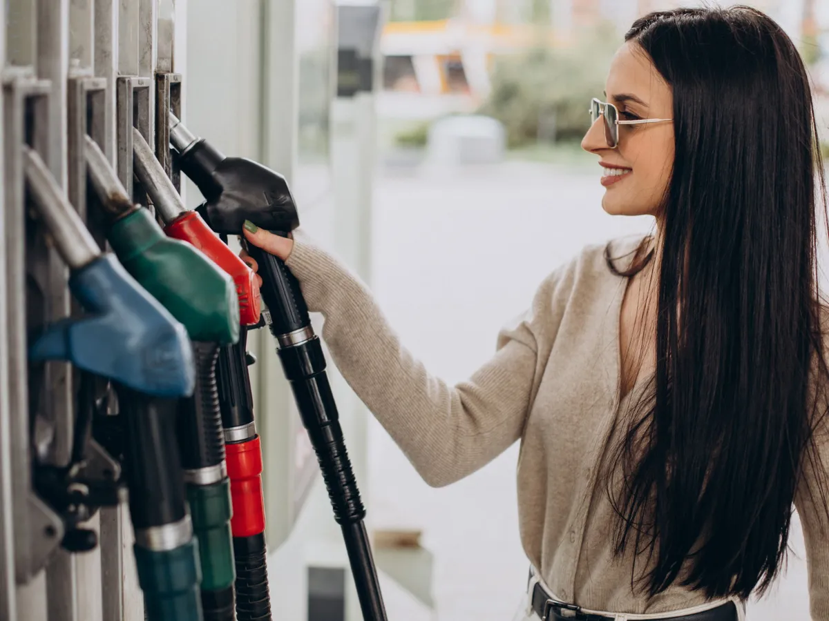 România, creștere record a prețului la motorină și benzină în luna iunie. Aproape dublu față de media UE