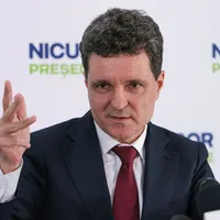 Nicuşor Dan, candidat independent, în conferinţă de presă - Foto: INQUAM PHOTOS/Pana Tudor